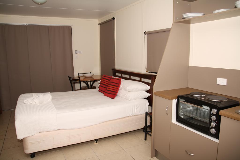 Lake Placid Tourist Park Caravonica Room photo